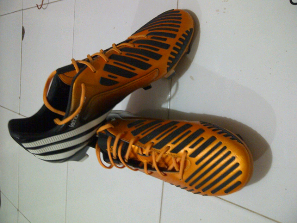 Sepatu Bola ADIDAS TOPGRADE LETHAL ZONES FG size 41 2/3
