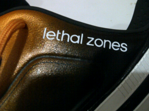 Sepatu Bola ADIDAS TOPGRADE LETHAL ZONES FG size 41 2/3