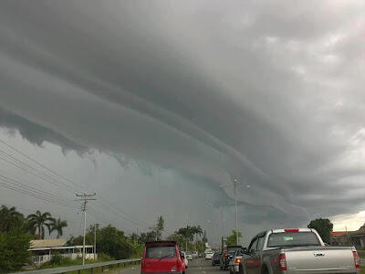 Fenomena Awan Arcus Di Kota Kinabalu, Sabah, Malaysia. Keren Gan