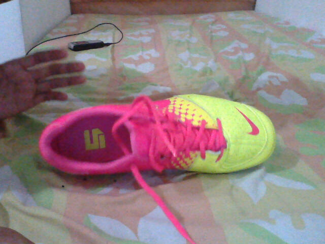NIKE5 ELASTICO Pink.Flash/Volt size 43