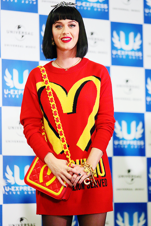 Katy Perry Grogi Ngobrol dengan SNSD