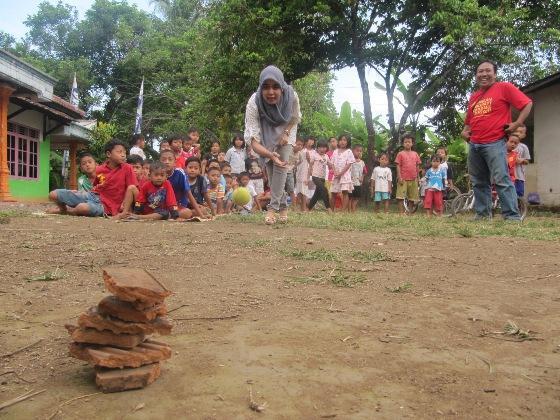 Mengenang Masa Kecil Yuk