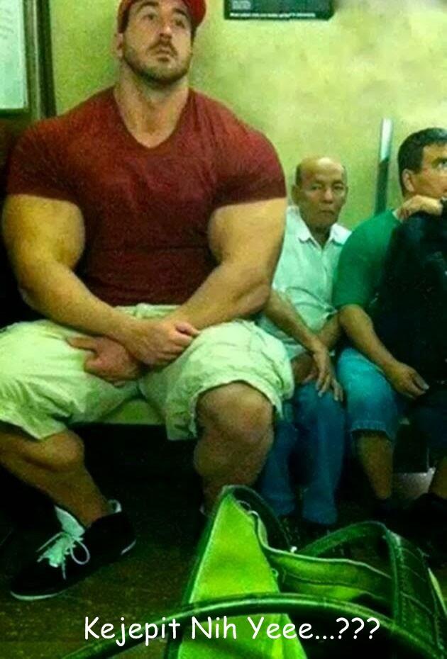 Batuin Gan Temen ane kejepit....