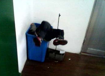 &#91;KASIHAN&#93; Jangan sampe agan ngelakuin ini , sama anak2 gan !!!!