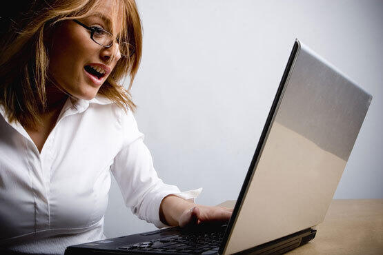 Ketika Online, Pria Lebih Nekat dari Wanita