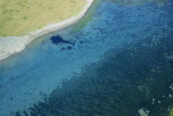 6 Danau dengan kondisi alam paling unik