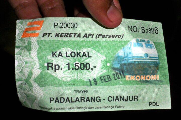 Kereta Api Cianjur !, Dari Argo Peyeum Menjadi ( KLB siliwangi dan KLB Kiansantang ) 