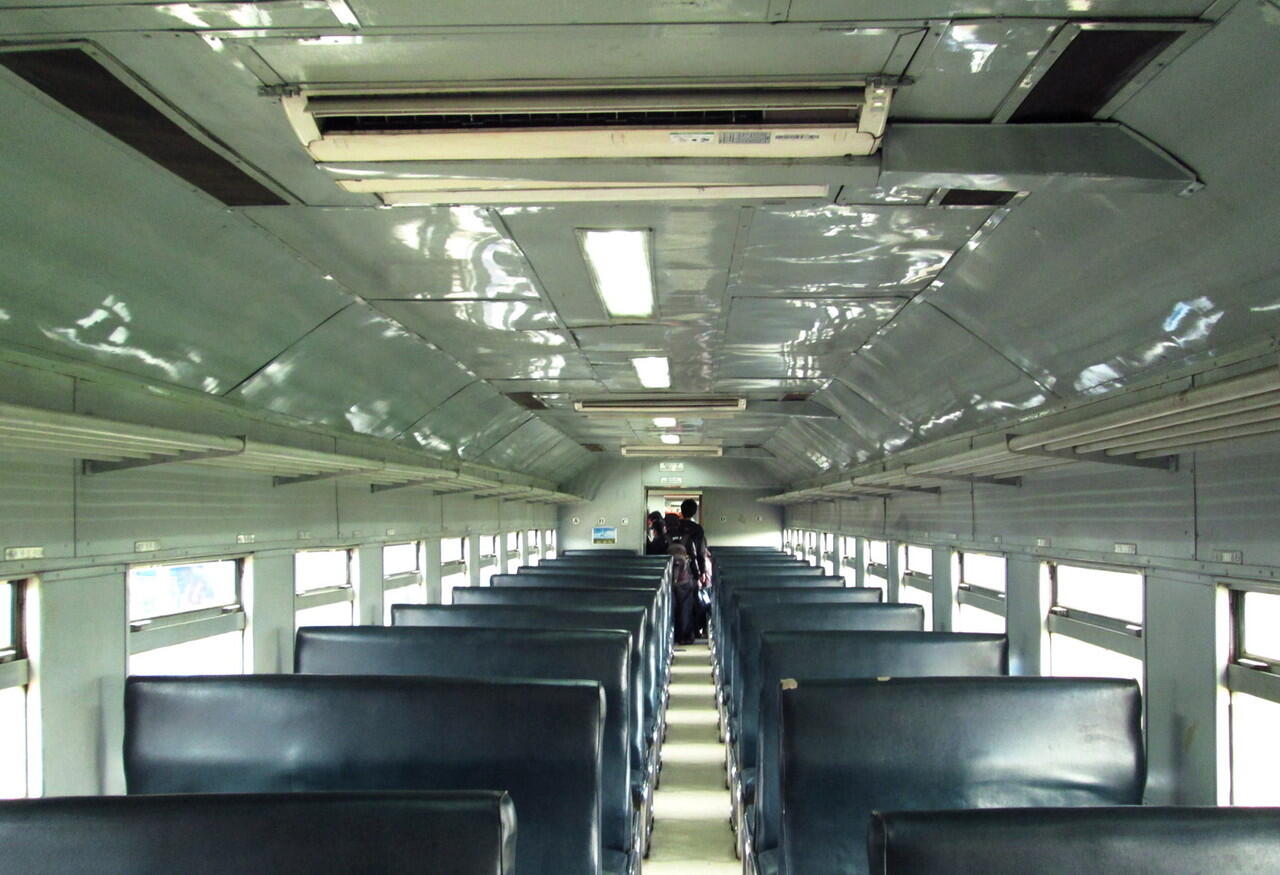 Kereta Api Cianjur !, Dari Argo Peyeum Menjadi ( KLB siliwangi dan KLB Kiansantang ) 