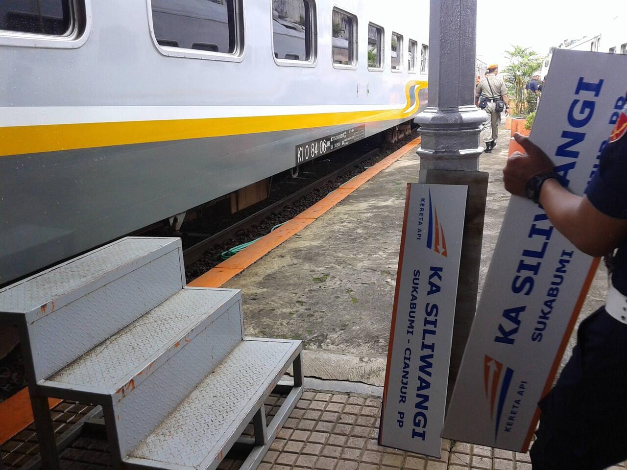 Kereta Api Cianjur !, Dari Argo Peyeum Menjadi ( KLB siliwangi dan KLB Kiansantang ) 