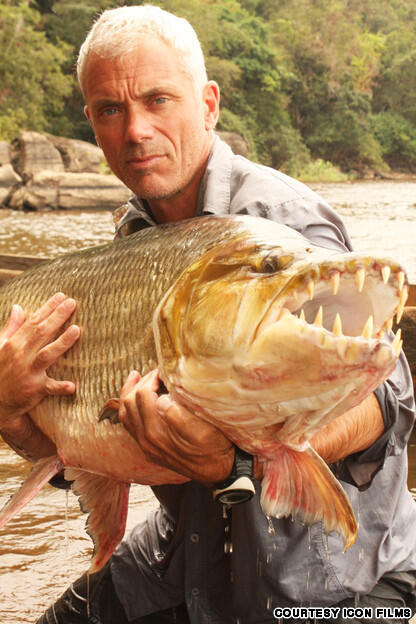 &quot;Jeremy Wade&quot; traveler, TV presenter, pemancing gila.