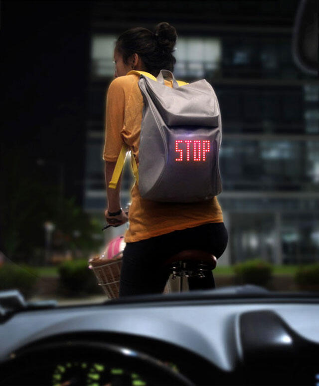 Tas Ransel dengan desain unik, ada ada saja...