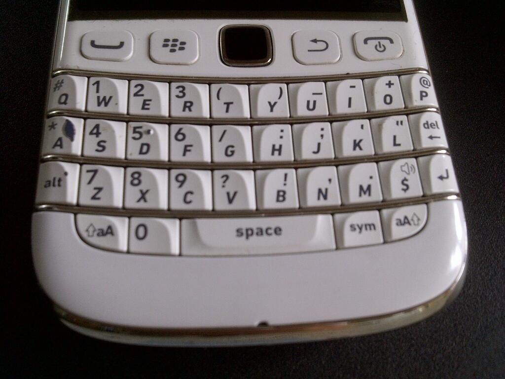 BB Onyx 3 (bellagio - 9790) white garansi mint condition (bandung)