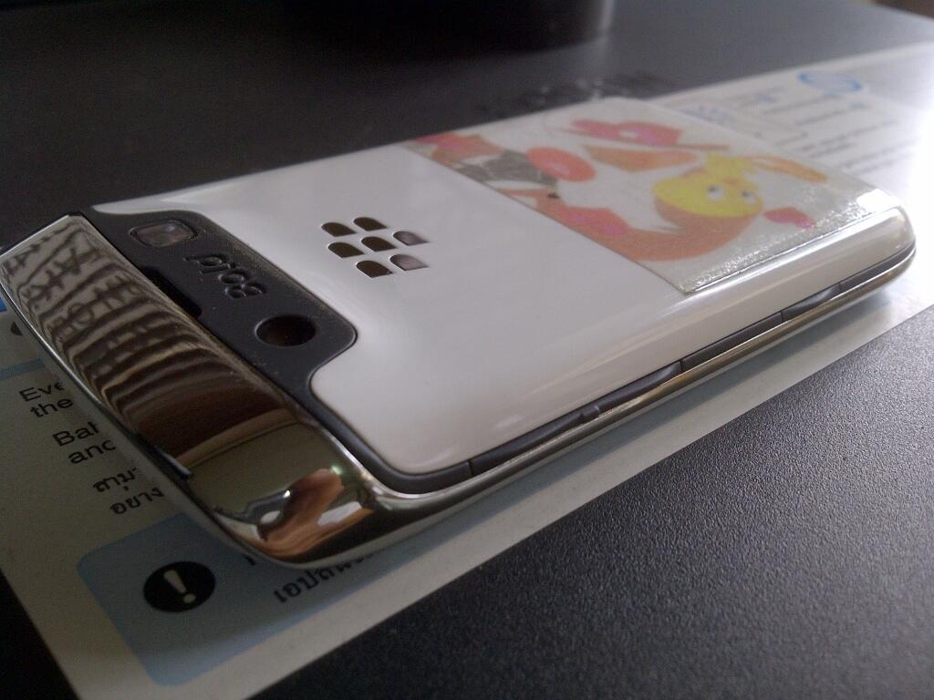 BB Onyx 3 (bellagio - 9790) white garansi mint condition (bandung)