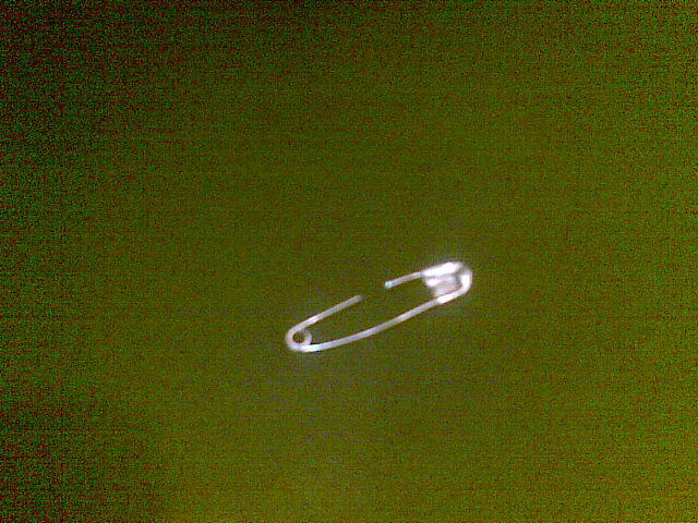 Anting unik ini bikin kuping agan bolong tapi nggak bolong