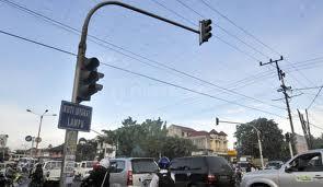 &#91;ASK&#93; Polisi vs Traffic Light