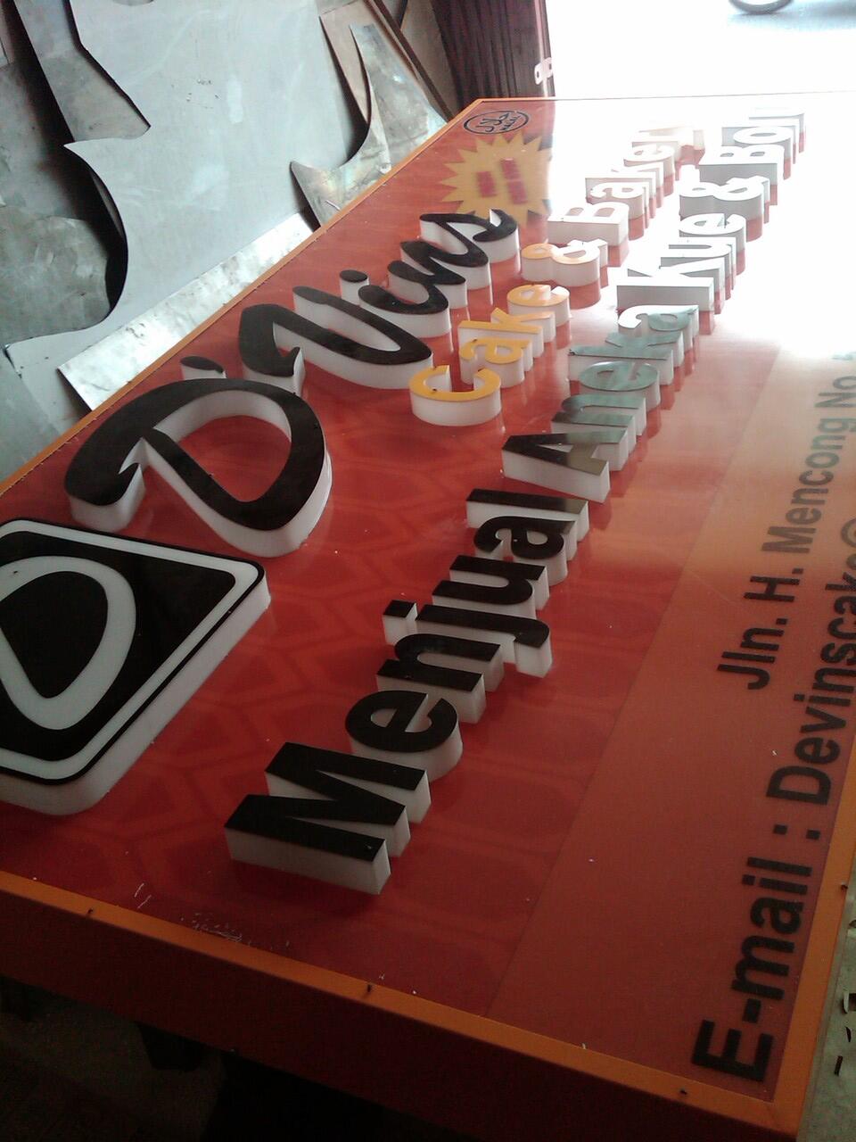 JASAPEMBUATANSIGNAGE,BILLBOARD,NEONBOX,NEON/PYLONSIGN,LETTER TIMBUL,PAJAK REKLAME