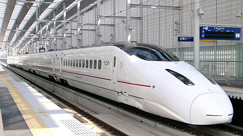 Upacara Kelulusan Sekolah dan Pemberian Ijazah Dilakukan di Dalam Shinkansen