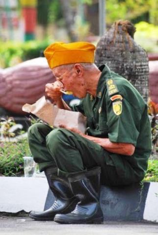 Sebuah Cerita Untuk Negeri Ini ..