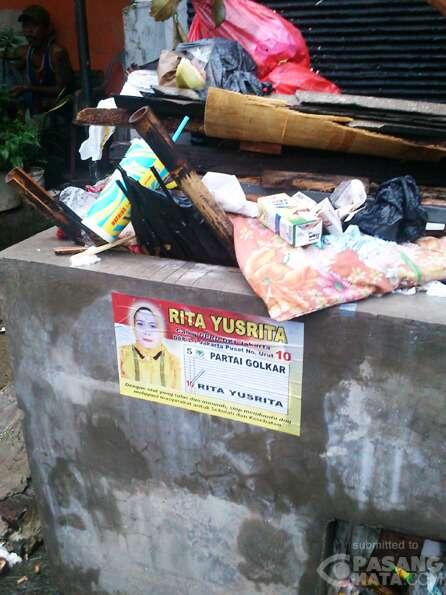 CALEG ITU SAMPAH.....nih ane banyak bukti-buktinya