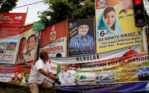 CALEG ITU SAMPAH.....nih ane banyak bukti-buktinya