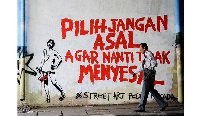 CALEG ITU SAMPAH.....nih ane banyak bukti-buktinya