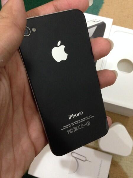 Jual iPhone 4s 32GB Black Super Mulus ! IMEI tembus ! Murmer , COD Bandung !