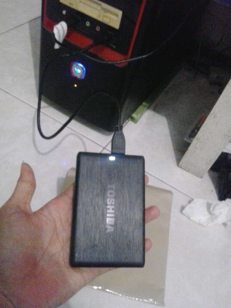 TOSHIBA EXTERNAL 500GB 3.0 FULL ISI GAME PC BARU GARANSI PANJANG MANTAP (SBY)