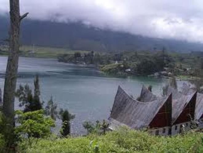 Cerita Misteri dan Seramnya Danau Toba, Kamu Percaya?