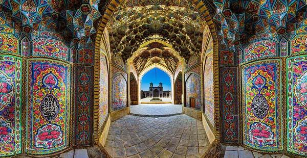 Subhanallah, Masjid ini sangat memukau, coba liat dalamnya gan &#91;PICT&#93;