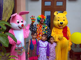 BADUT ULANG TAHUN
