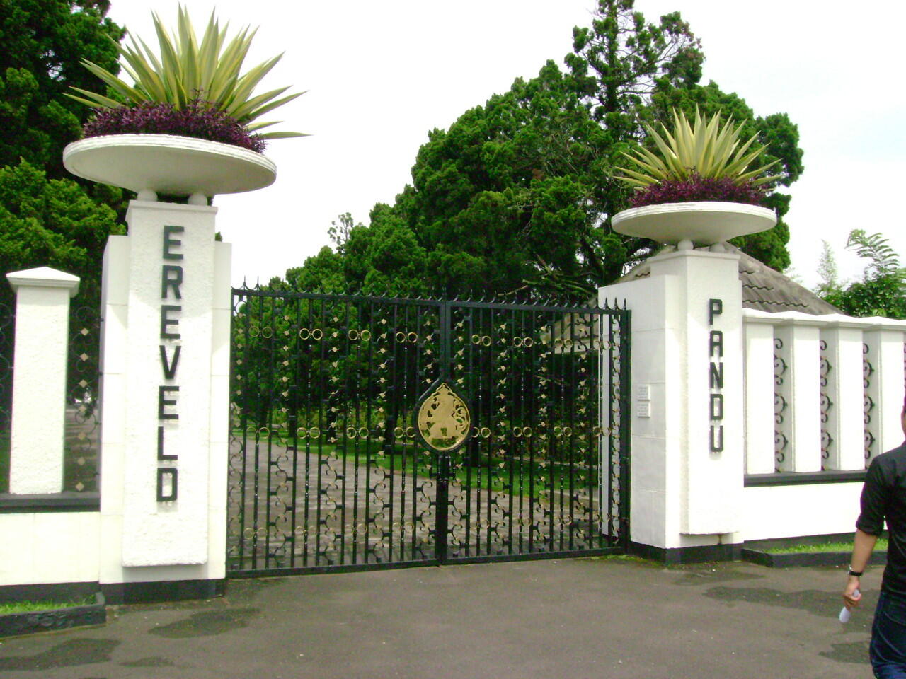 7 makam belanda (ereveld) di Indonesia