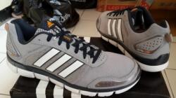 Sale sepatu running nike & adidas ORIGINAL!