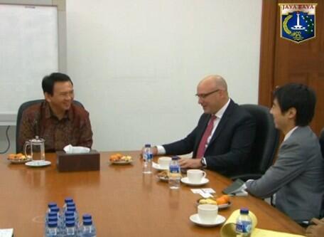 Bos Facebook Sowan ke Ahok