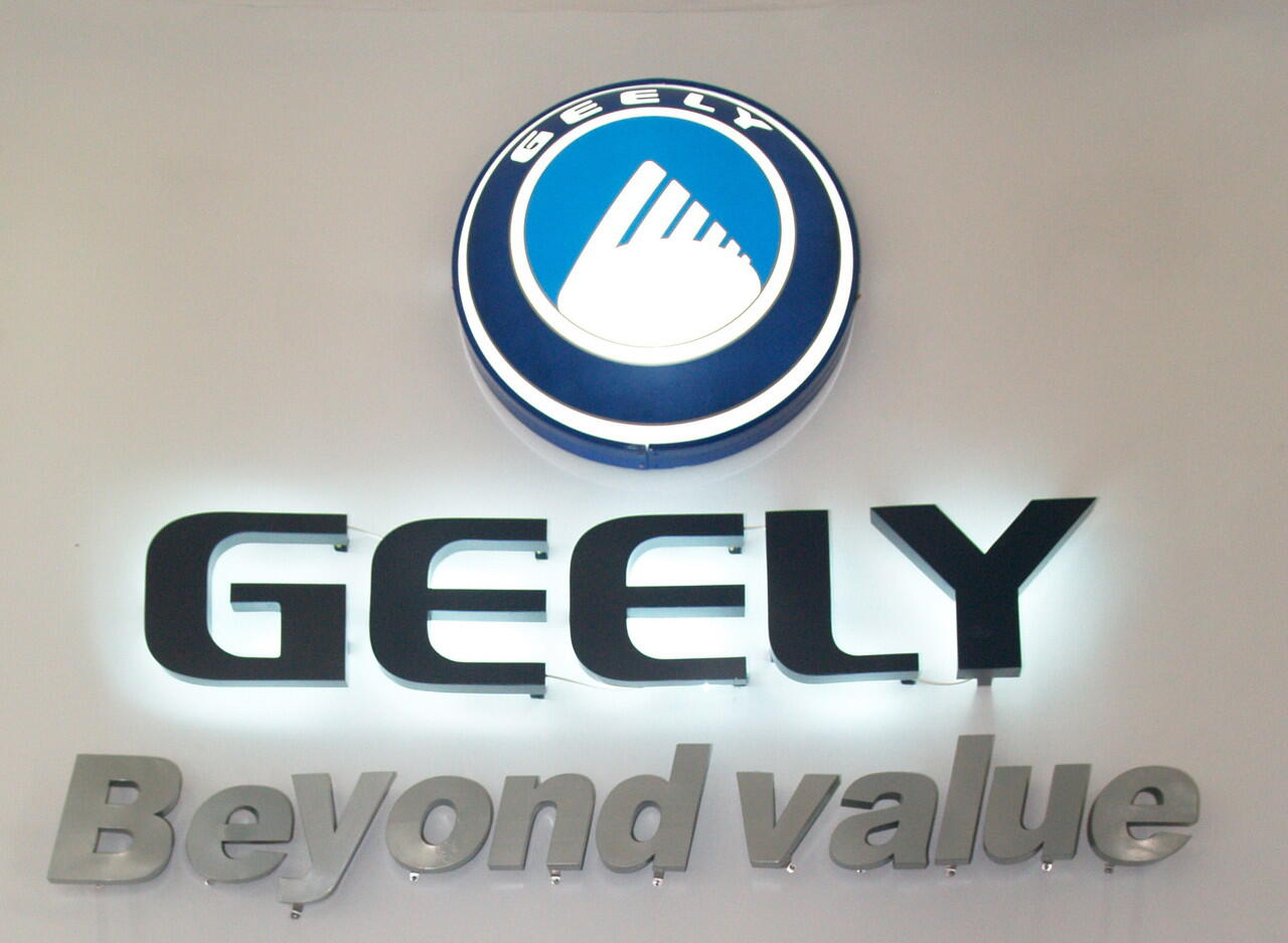 JASAPEMBUATANSIGNAGE,BILLBOARD,NEONBOX,NEON/PYLONSIGN,LETTER TIMBUL,PAJAK REKLAME