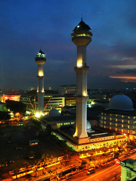 &#91;RUSH ADVENTURE&#93; Keliling Kota Bandung Bareng Rush!