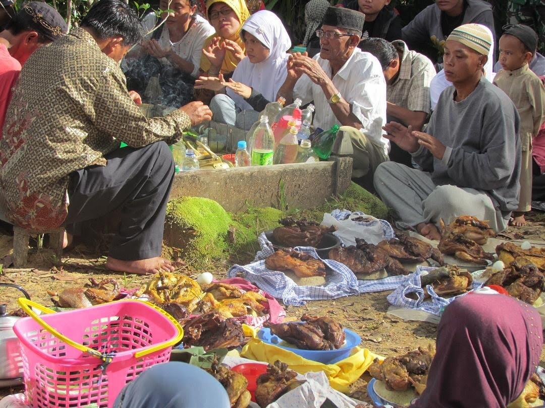 Sejarah Adat Robo-robo di Mempawah, Kabupaten Pontianak