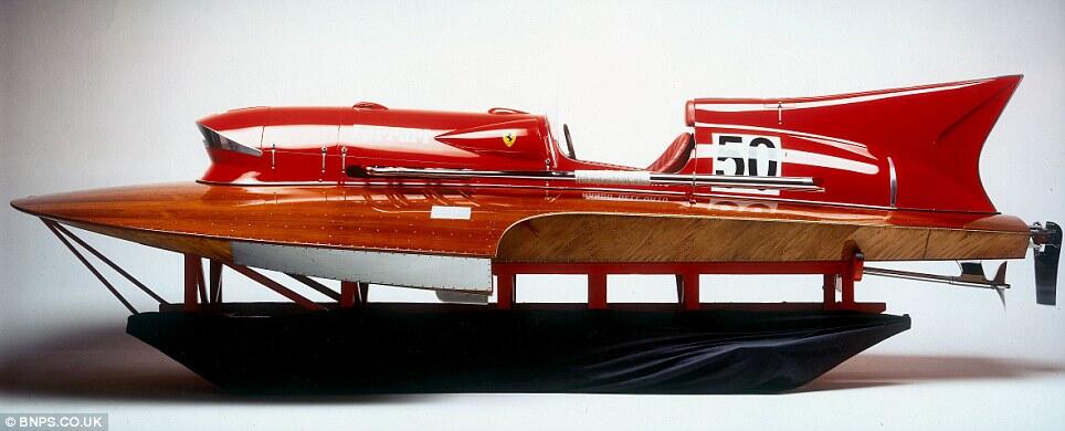 Lelang Speedboat (Ferrari!!)