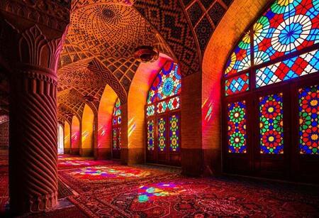 Mengintip Keindahan Masjid &quot;Pink&quot; Al-Mulk