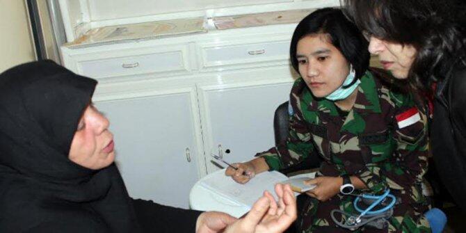 Aksi Pasukan Garuda Cantik Bantu Obati Warga Libanon