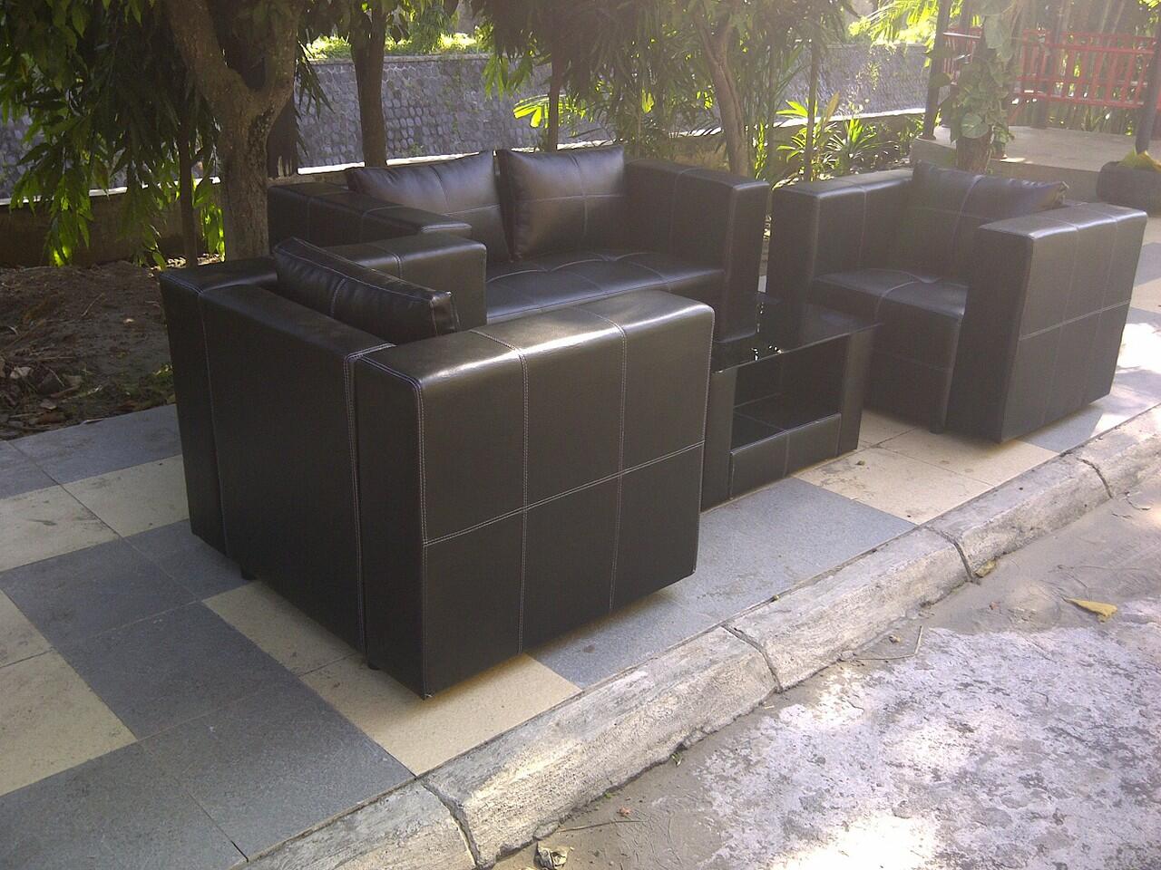 sofa 211 minimalis black oscar