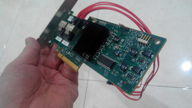 LSI SAS9220-8i PCIe 8x 6Gbps + Cable to SATA