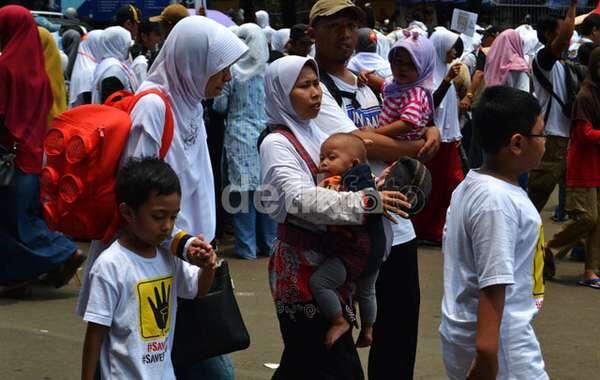 Bawaslu Bilang PELANGGARAN , PKS Bilang itu PENDIDIKAN.