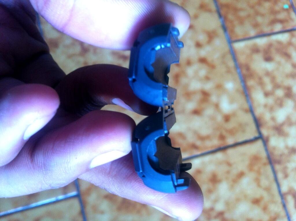 Terjual TDK FERRITE Untuk kabel busi motor, Tenaga 