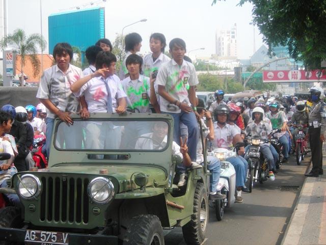 7 Hal Yang Biasanya Langsung Dilakukan Saat Menyambut Kelulusan