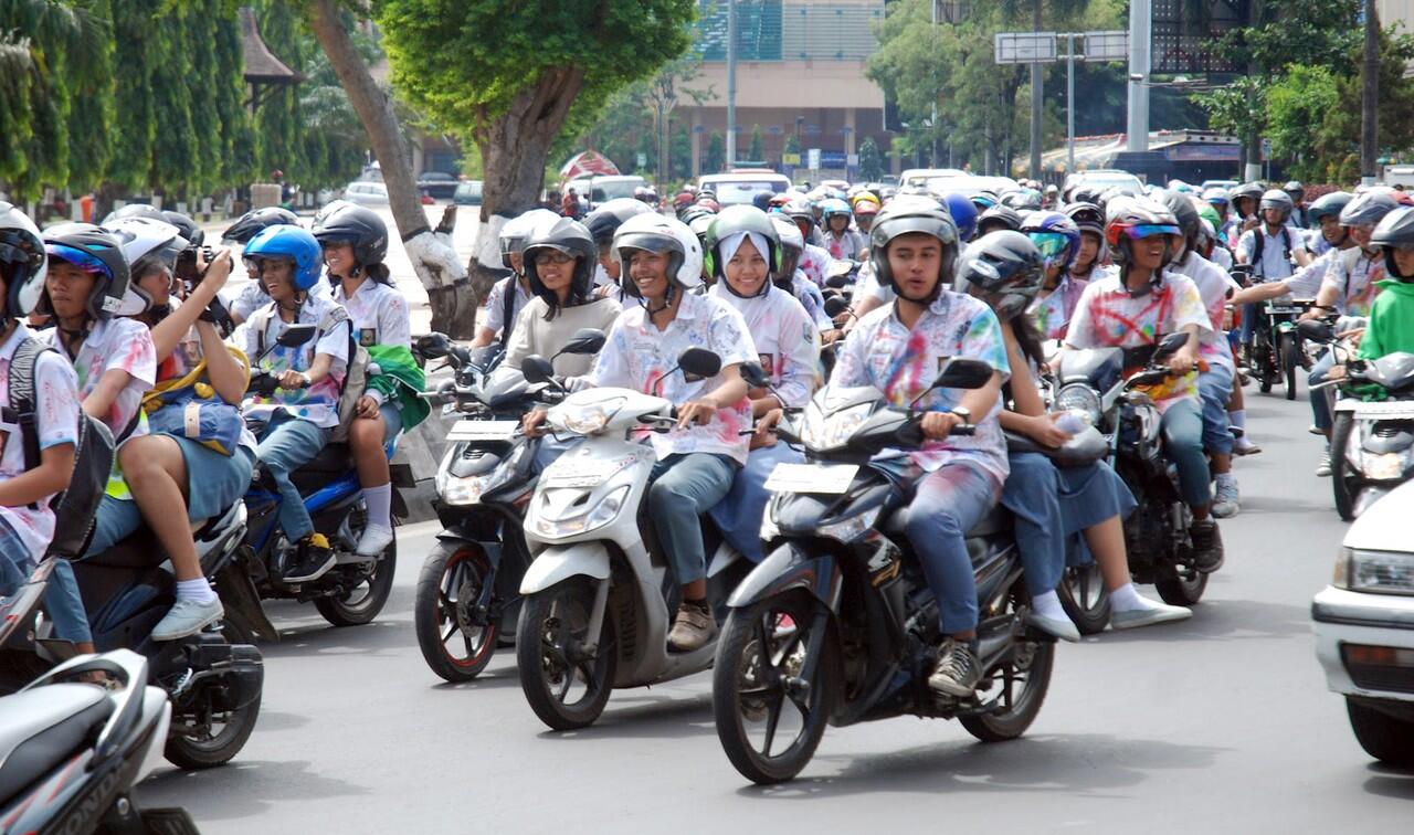 7 Hal Yang Biasanya Langsung Dilakukan Saat Menyambut Kelulusan