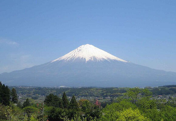 Pemilik Gunug Fuji di Jepang Ternyata ... Masup GAN!!