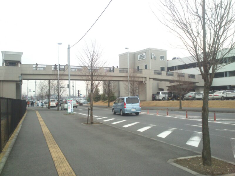 Indonesia (cikarang) Vs. Jepang (sano, tochigi) dari segi pedestriannya.