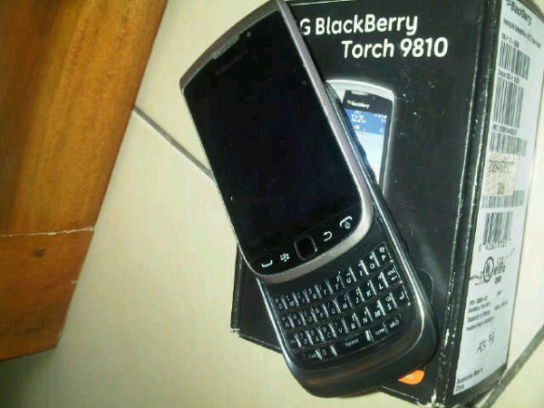 Jual Blackberry TORCH 2 Bandung murah