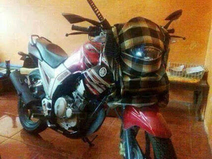 Cara gampang modif motor anda jadi ninja..!!