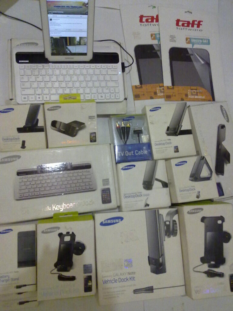 Aksesoris SAMSUNG Galaxy Tab/Note/SII/S3 | vehicle Kit,Desktop dock,Charger,Case,dll